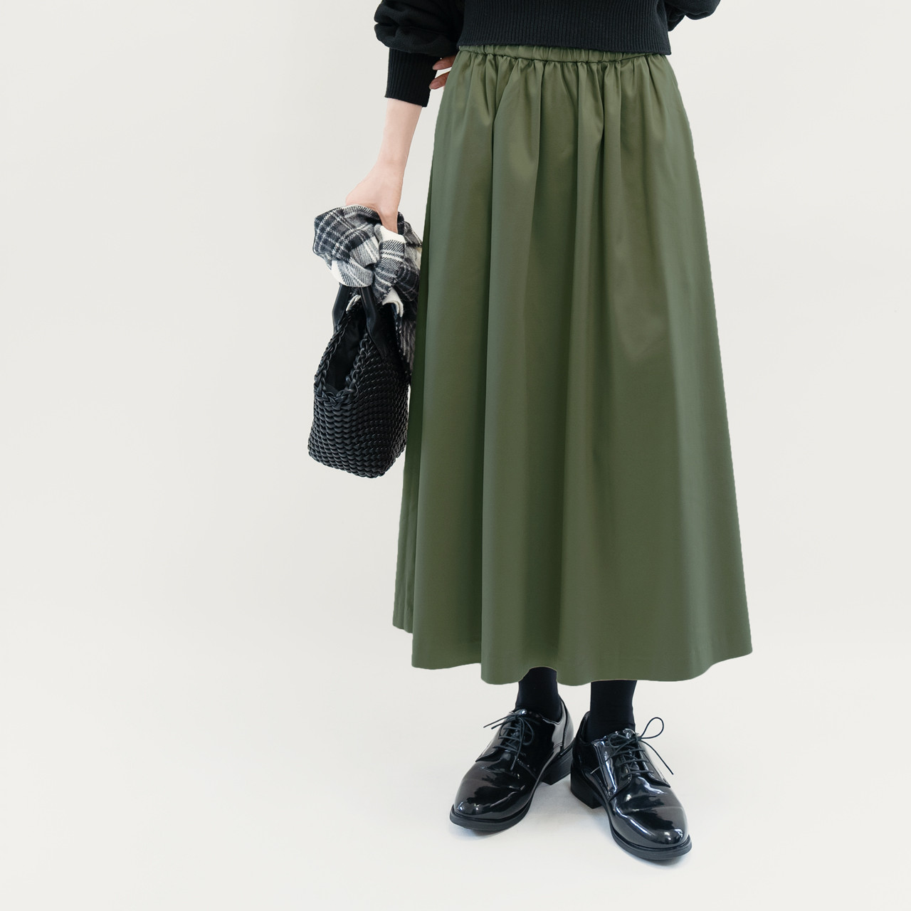 ●販売終了・在庫限り● どんな場面でも安心な 上質チノ カーキ グリーン ロングスカート ●NATALIE●