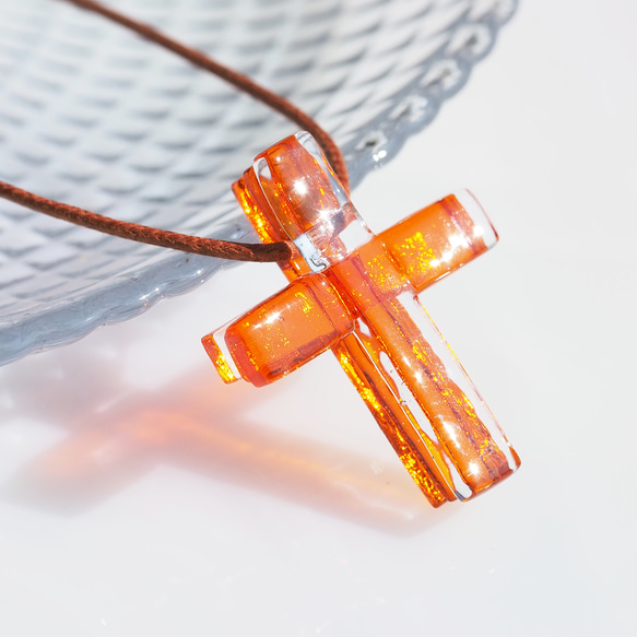 十字玻璃「十字[橘色]」項鍊[可以選擇繩子的顏色和長度][可以選擇粗鏈][訂做]&lt;&lt;免運費&gt;&gt; 第7張的照片