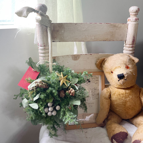 Creema限定​​​​​クリスマス2023】クリスマスのフライングボールブーケM