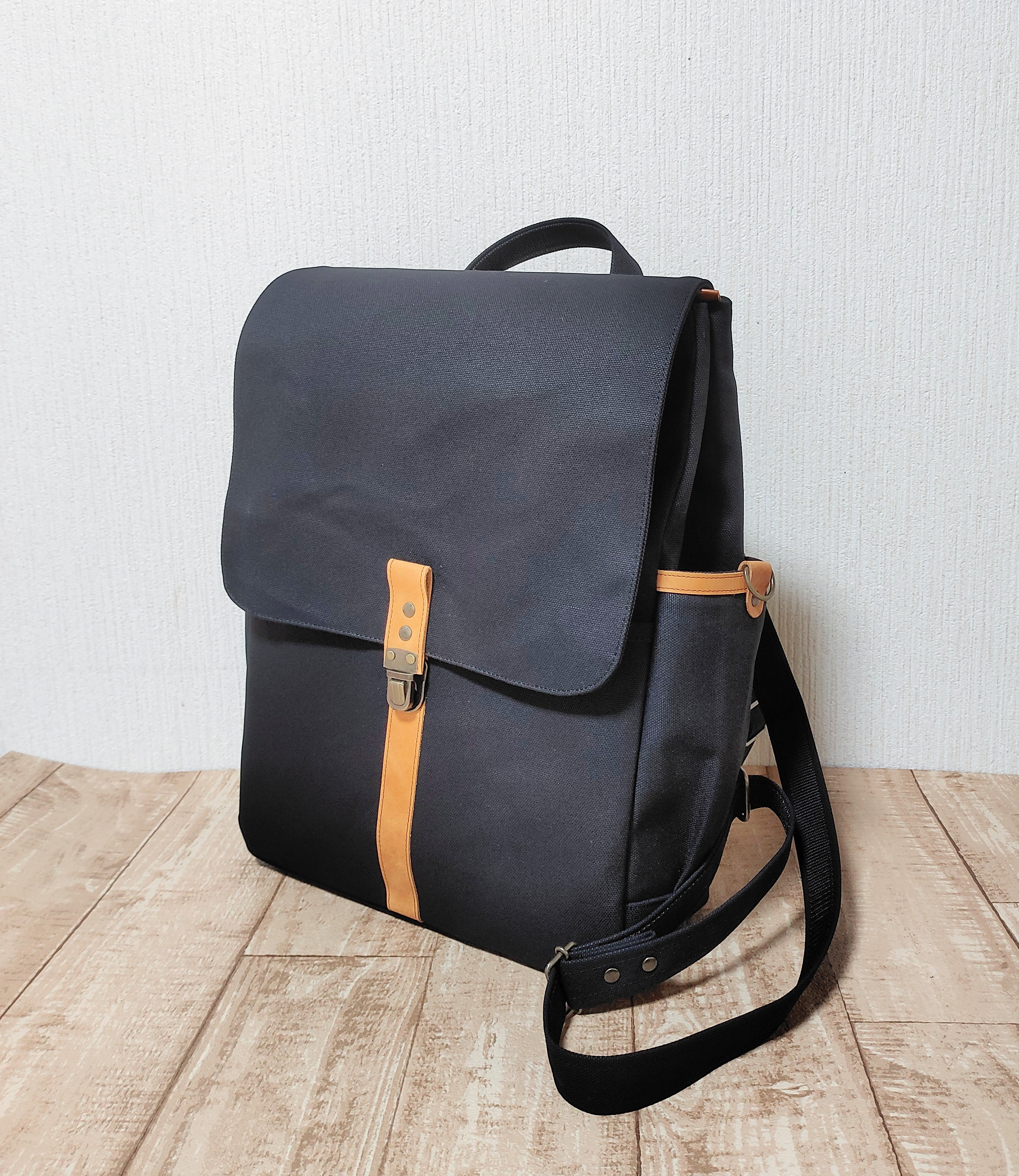 帆布シンプルリュック通勤通学A4対応(ブラック)