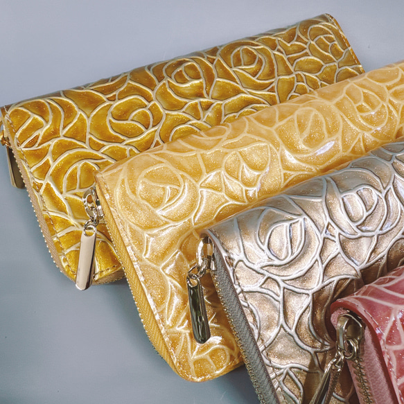 ラウンド長財布 Zip-Around Wallet エナメル革ローズ シルバーピンク Squeeze 4枚目の画像