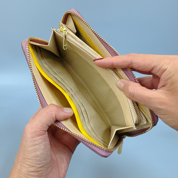 ラウンド長財布 Zip-Around Wallet エナメル革ローズ シルバーピンク Squeeze 7枚目の画像