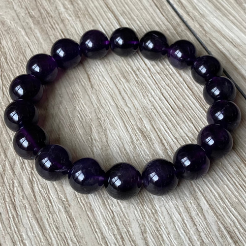 20%オフセール‼︎愛の守護石で心の癒しを得る/ウルグアイ産アメジスト  