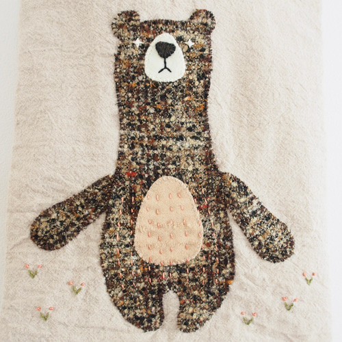 お腹ぽっこりくまさんが微笑ましいトートバッグ（ベージュ） トート