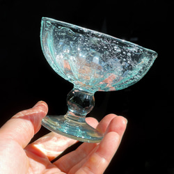 骨董　時代ガラス　吹きガラス　臙脂色リップ　アイスクリームグラス　氷コップ１客 骨董 時代ガラス 吹きガラス 臙脂色リップ アイスクリームグラス 氷