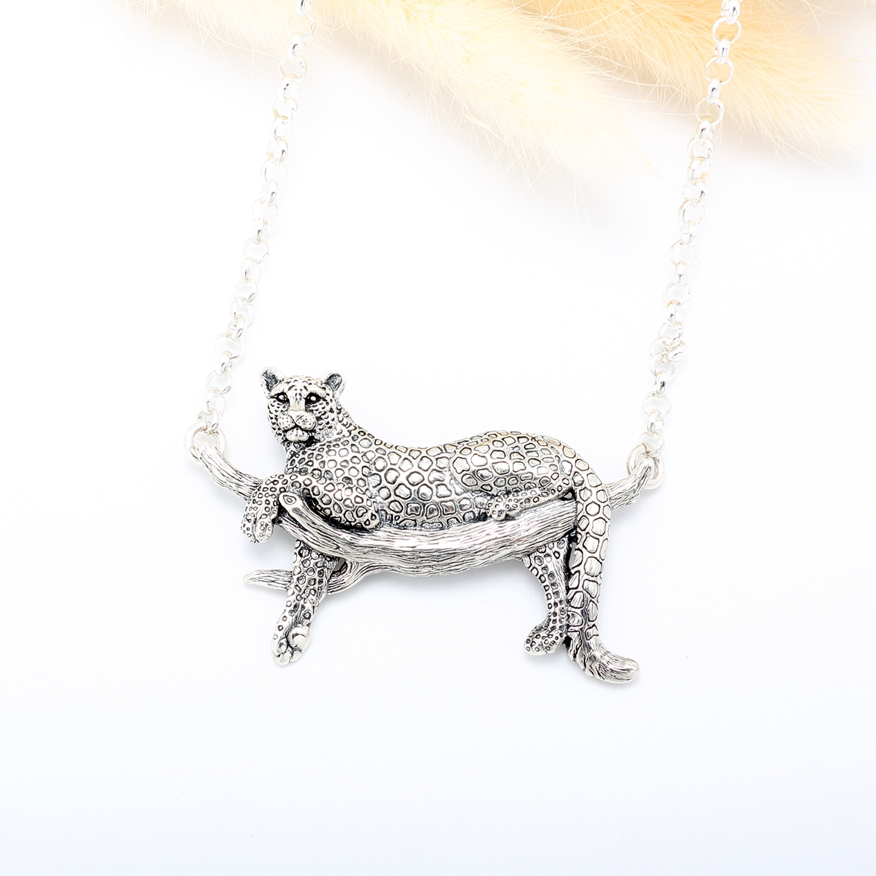 【Angel & Me】ジャガー  シルバー925 純銀 誕生日プレゼント 記念日 バレンタインデー クリスマスプレゼン