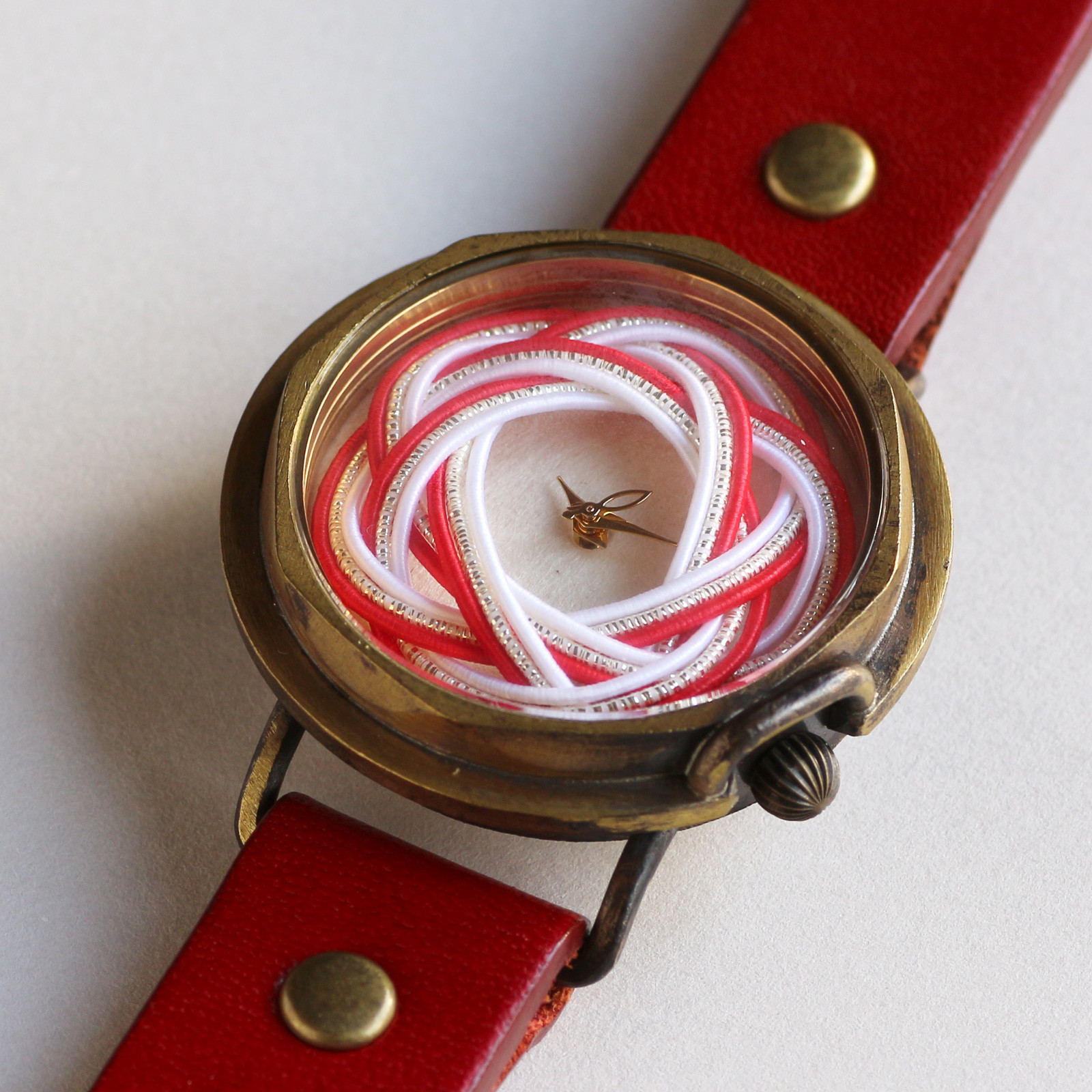 伝統工芸品 京都水引で作る「梅」の文字盤 ハンドメイドウォッチ　WJ007-梅