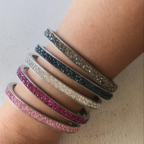 【キラキラココマークが可愛い♪】バングル ブレスレット シンプルがかわいいスワロのバングル☆キラキラ感満載バングルby