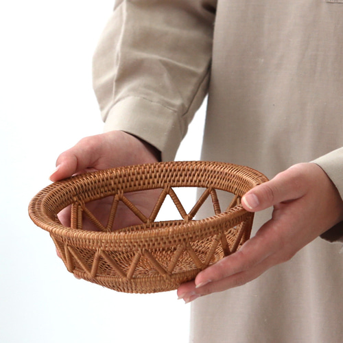 ◇翌日出荷◇ みかんかご みかん入れ アタ細工 透かし編みの丸かご