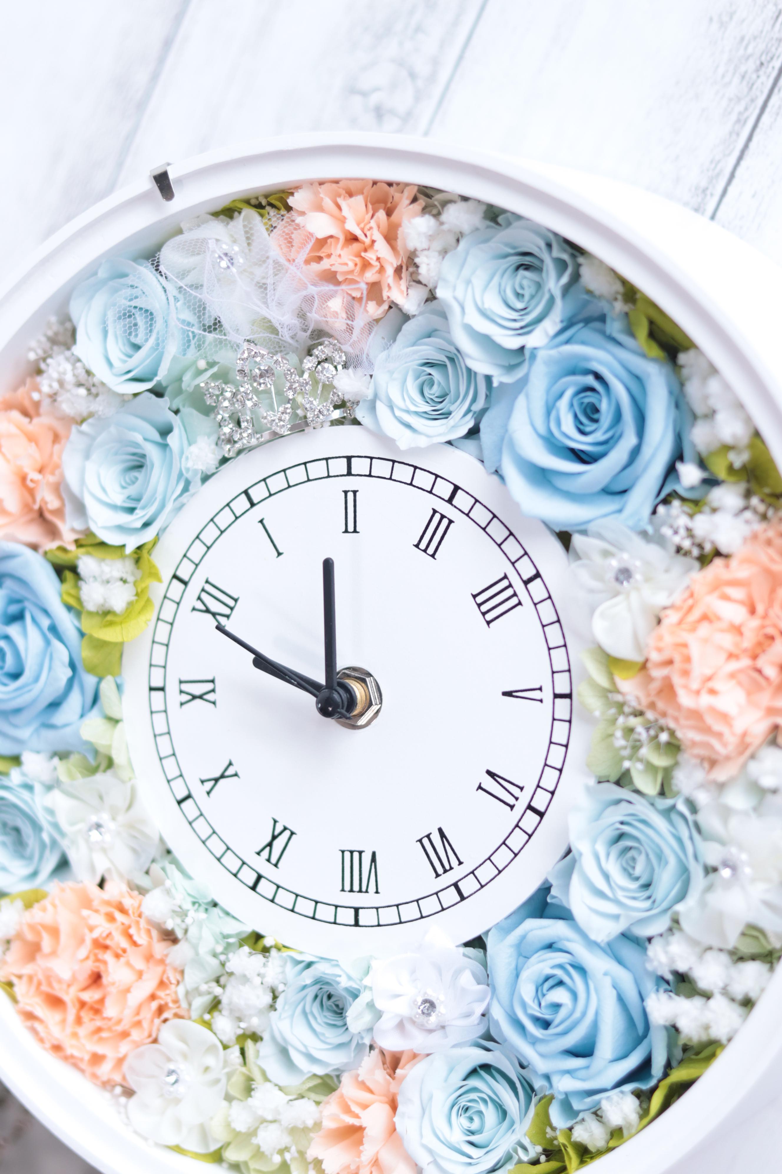 ティアラ&ヴェールの花時計＊無料ラッピング付＊プリザープドフラワー＊結婚・出産・誕生日・母の日＊数量限定ピンク台変更ＯＫ