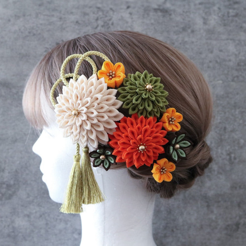 つまみ細工　髪飾り　濃いエンジ　アイボリー　ゴールド アイボリー＊下がり付き2wayかんざし＊つまみ細工 | 四季saiku