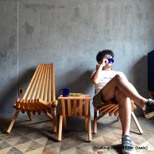 フォールディングリラックスチェア】 西海岸風 無垢材 折りたたみイス