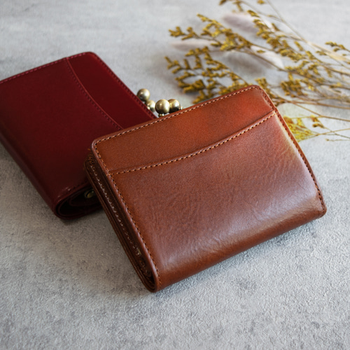 送料無料】上品な高級イタリアンレザー 二つ折りがまぐち 短財布