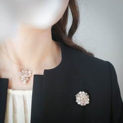 可調長度的棉質珍珠和櫻花項鍊，也可作為禮物 第7張的照片