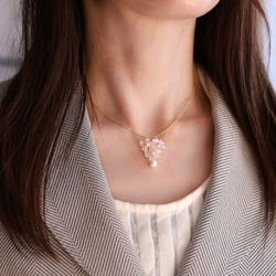 可調長度的棉質珍珠和櫻花項鍊，也可作為禮物 第3張的照片