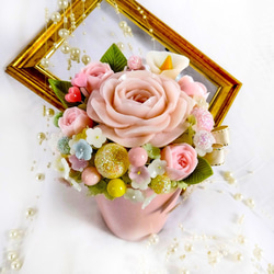 石鹸のバラと花のアレンジメント～ピンクポット/ソープカービング/石鹸彫刻 2枚目の画像