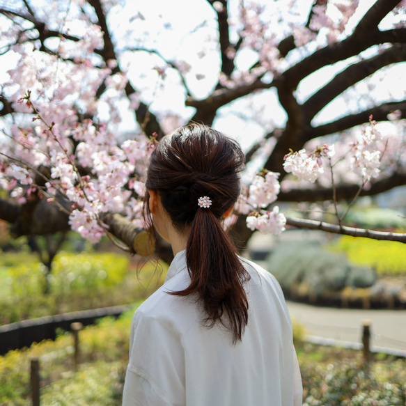 帶有櫻花圖案的優雅髮帶，可作為絕佳的禮物 第6張的照片