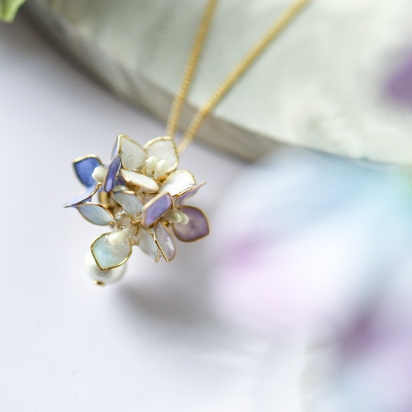 可調長度⁂ 優雅的繡球花和棉珍珠項鍊 第12張的照片
