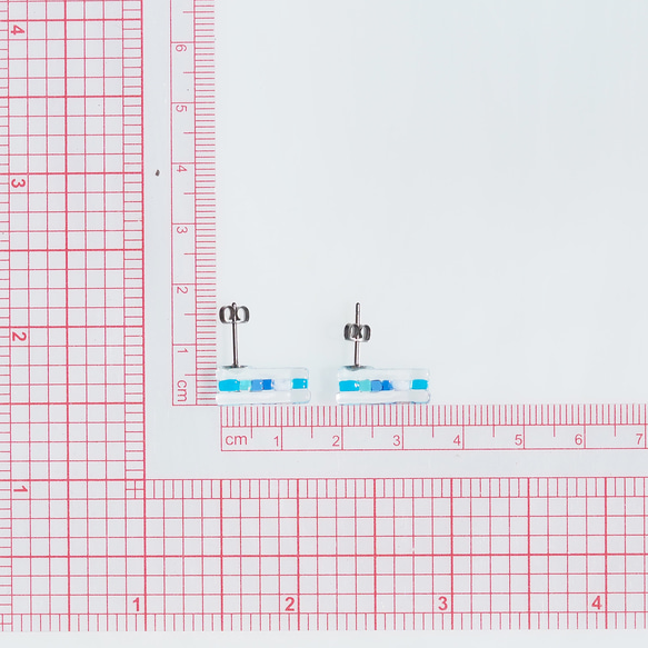 香るガラス『かおる【ソーダ】』チタンピアス/イヤリング【金具選べます】【受注制作】≪送料無料≫ 2枚目の画像
