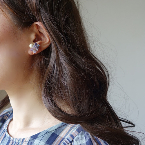 紫陽花とコットンパールのビジュー ピアス/イヤリング ピアス 