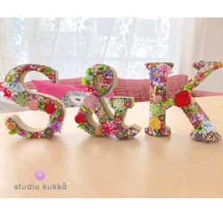 送料無料 直径11cm アルファベットオブジェ ラブリーフラワーミックス