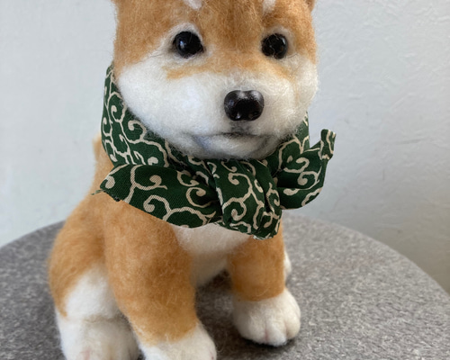 受注制作】羊毛フェルト人形 柴仔犬(お座り) 羊毛フェルト