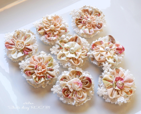 Cloth flowers and lace 2way brooch  With clip 第2張的照片