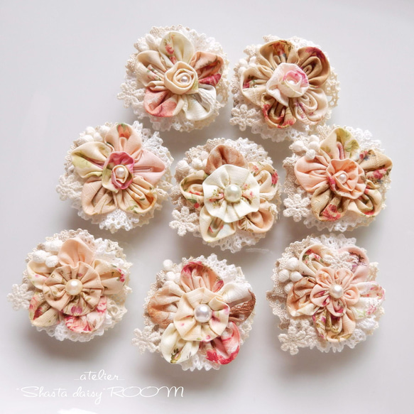 Cloth flowers and lace 2way brooch  With clip 第1張的照片