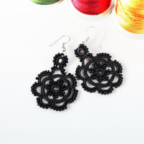 OYA crochet earrings [ROSE] Black 第2張的照片