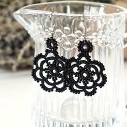 OYA crochet earrings [ROSE] Black 第1張的照片