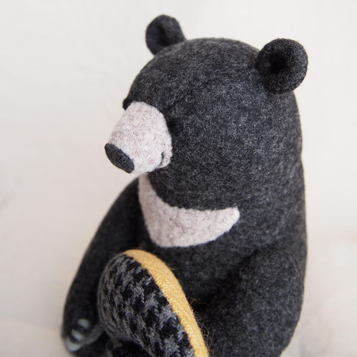 ツキノワグマくんと三日月 ぬいぐるみ kuzoomiko 通販 5150785｜Creema