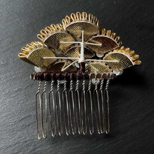 つまみ細工】金の松(淡水パール) かんざし 花暦ぴりか 通販 5161228