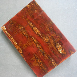 幸運を呼ぶ【黒柿】孔雀杢の木製名刺入れ【即日発送】 名刺入れ