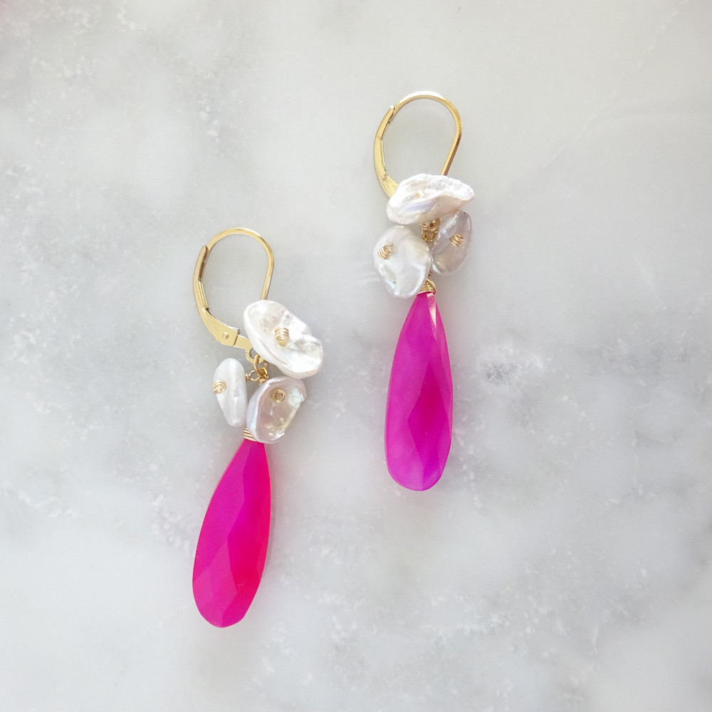 送料無料 14kgf Fuchsia Pink Chalcedony Blooming pierced earri**