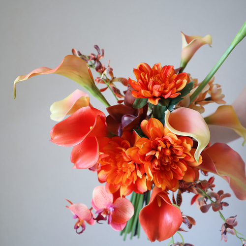 ●アンスリウム　ウェディングブーケ　アーティフィシャルフラワー　造花　オレンジ オレンジウェディングブーケ シンビジューム アンスリウム カラー