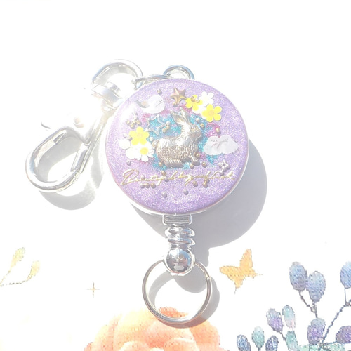 リリィページです。レジン ペンダント キーホルダー うさぎ リリィページです。レジン ペンダント キーホルダー うさぎ