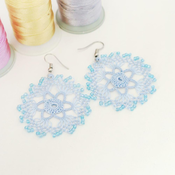 OYA Needlelace earrings [CRYSTAL] Baby Blue 第2張的照片