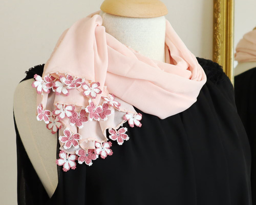 Dior 花柄レースのシフォンストール Dior 花柄レースのシフォンストール | Christian Dior