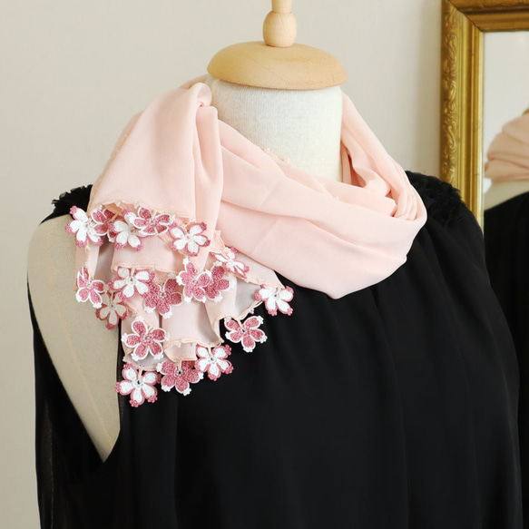 [Resale] OYA chiffon shawl [SAKURA] Baby Pink 第1張的照片