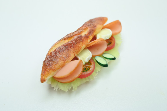 ロースハムのミニチュアパン 3枚目の画像