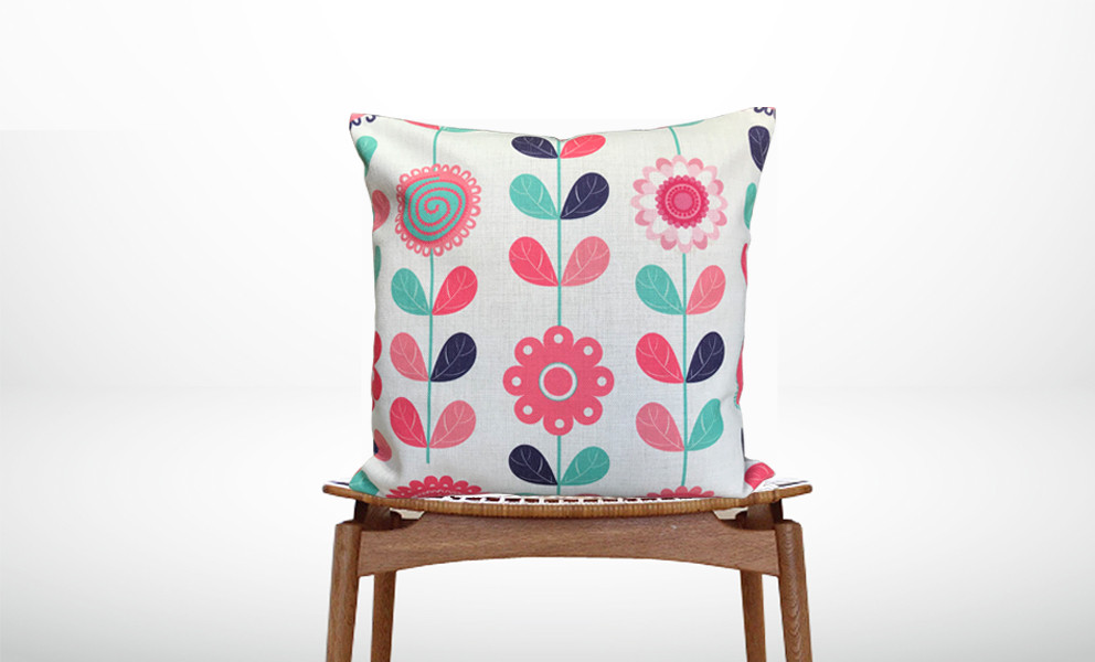 森のクッション　Spring color flowers