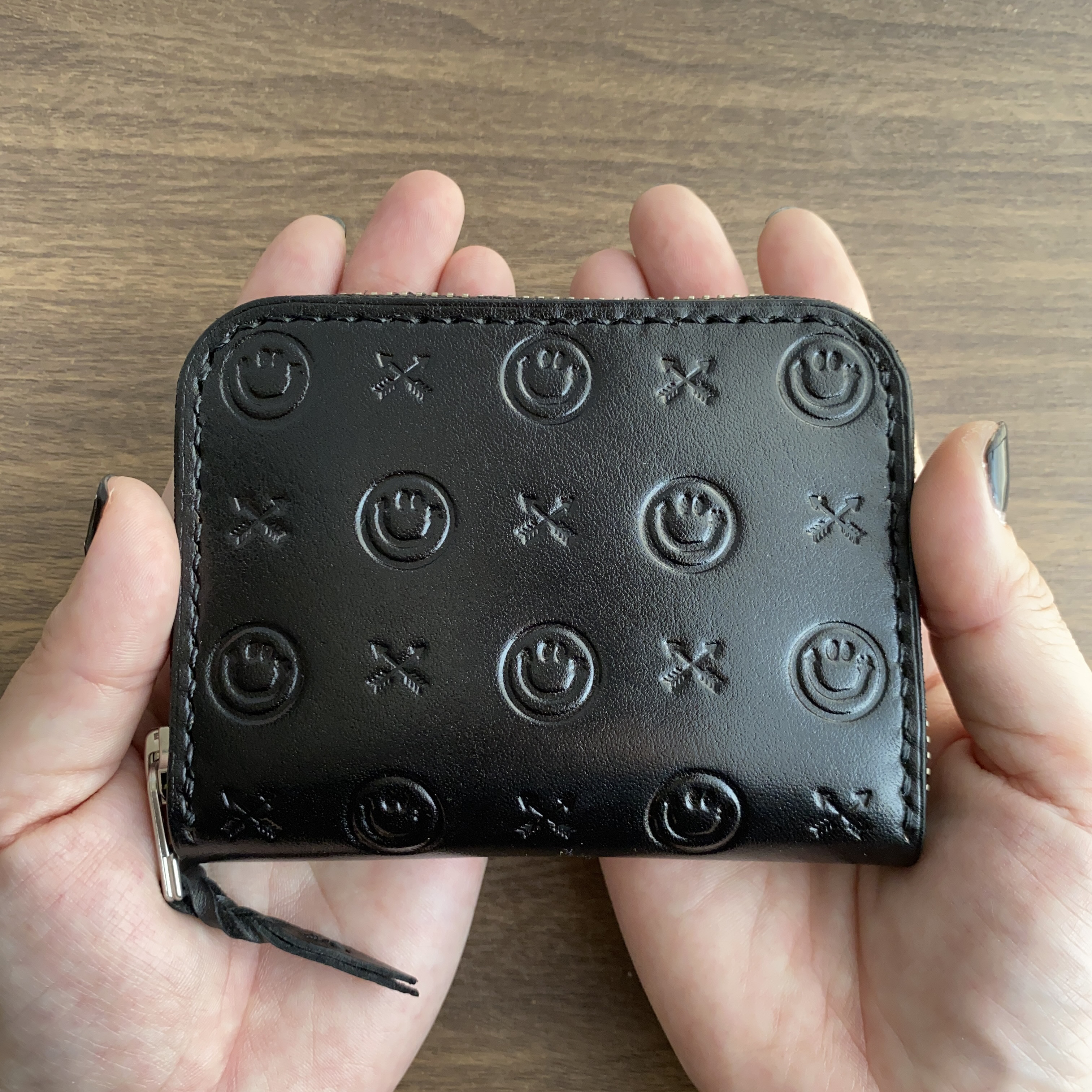 スマイル》ハーフラウンドウォレット Ω ミニ財布・コンパクト財布