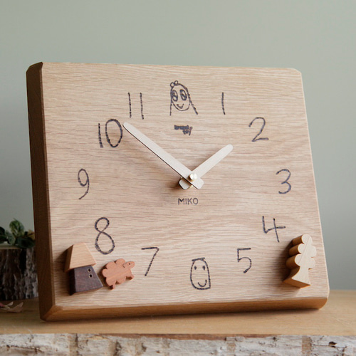 名入れオプション】自分の文字が時計になる｜世界に一つの木の時計｜卒