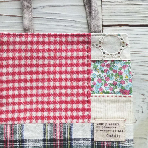 送料無料】パッチワークプチトートバッグ＊タータンチェックRD《プチ