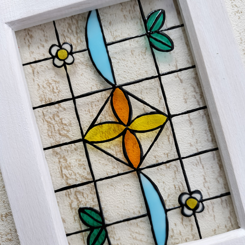 ステンドグラス 花模様 黒フレーム