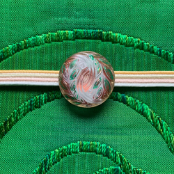 幻想的なチェコビンテージガラス素材の帯留め「ガーデン・ノスタルジア」 7枚目の画像