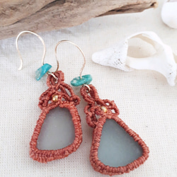 seaglass × macrame pierce 1枚目の画像