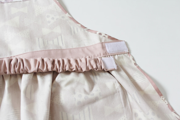 100-160絲帶聚攏圍裙套裝（褶邊、童裝、兒童圍裙、吊帶） 第8張的照片