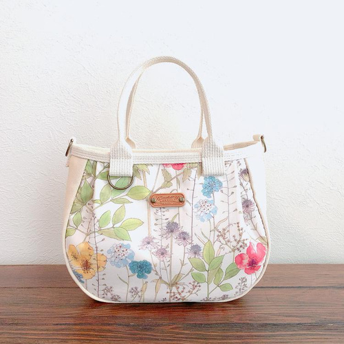 ♥️小♥️ころりんバッグ ショルダー リバティ 草花柄×生成帆布 3WAY 
