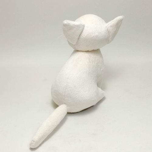 猫ぬいぐるみ「ねこにゃ」白猫 【受注製作】 ぬいぐるみ Ficorintan